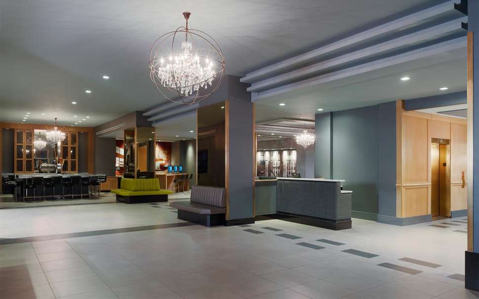 Een foto van het interieur van The Manhattan at Times Square Hotel