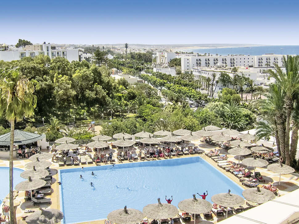 Een foto van het zwembad bij Royal Mirage Agadir