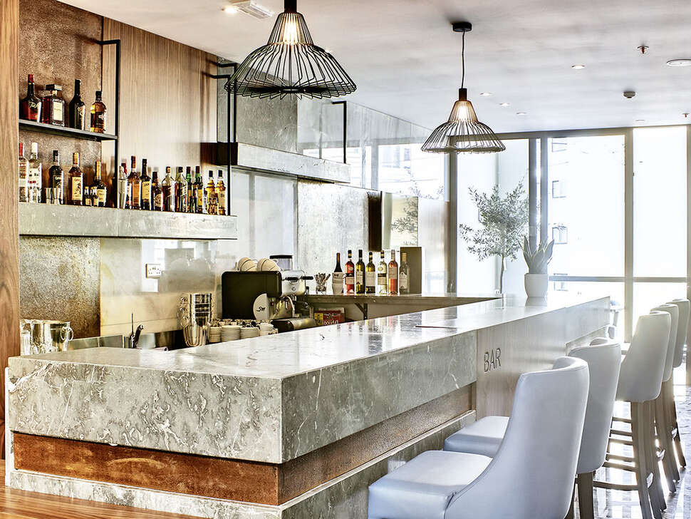 Ein Foto von den Einrichtungen im The District Hotel