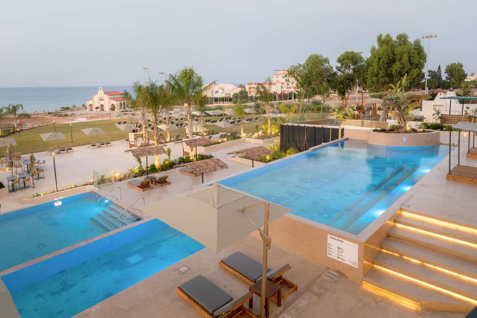 Ein Foto Cavo Zoe Seaside Hotel