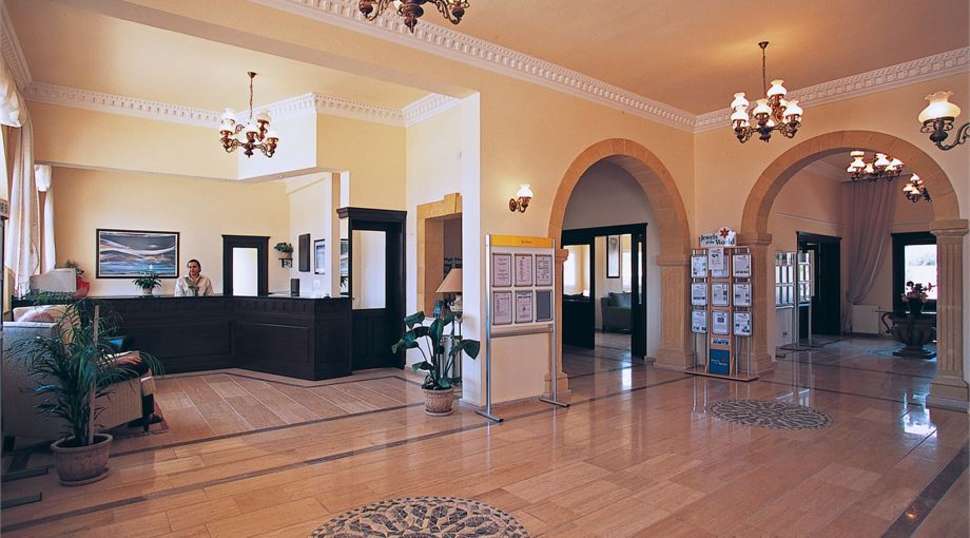 Een foto van het interieur van Altinkaya Resort
