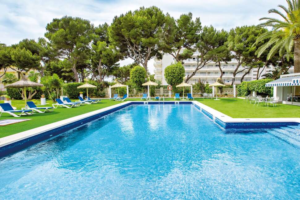 Ein Foto vom Pool im Hotel Foners