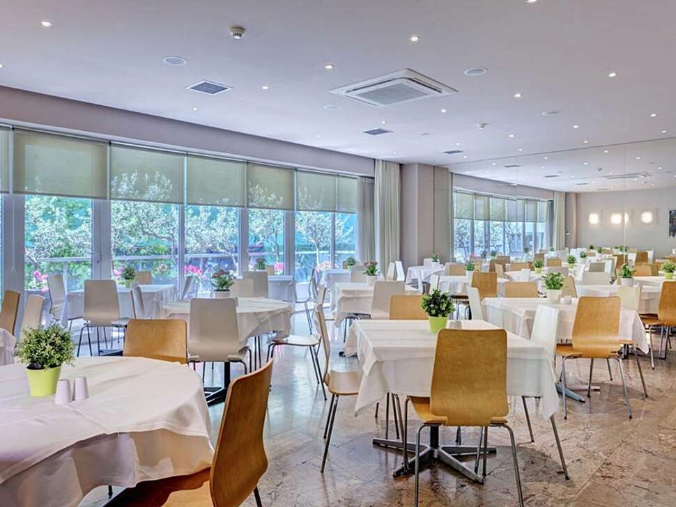 Een foto van Polis Grand Hotel