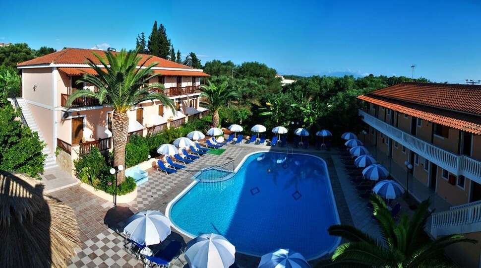 Een foto van een overzicht van Lazaros Hotel