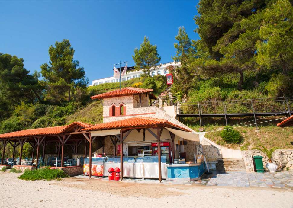 Een foto van het strand bij Alexander The Great Beach Hotel