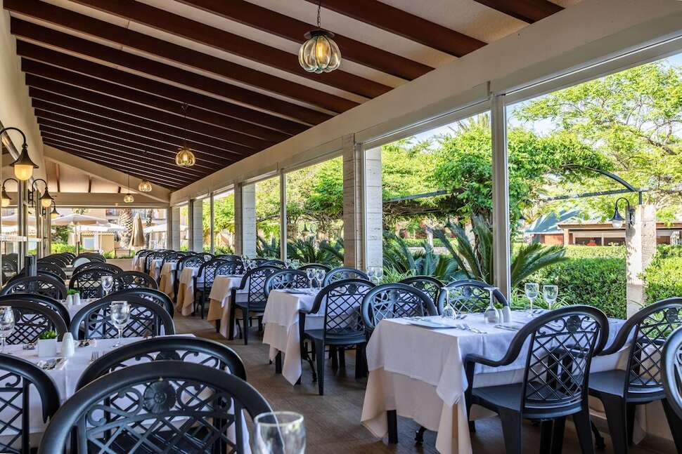 Een foto van de faciliteiten bij Hotel Zafiro Menorca