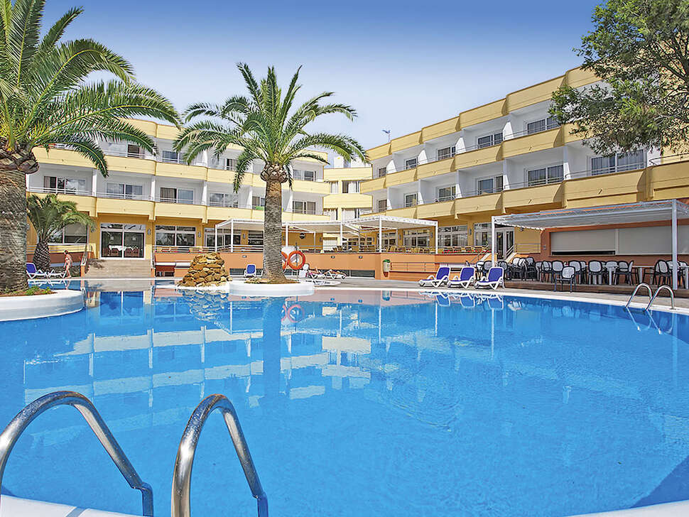 Ein Foto vom Pool im Hotel Spa Sagitario Playa