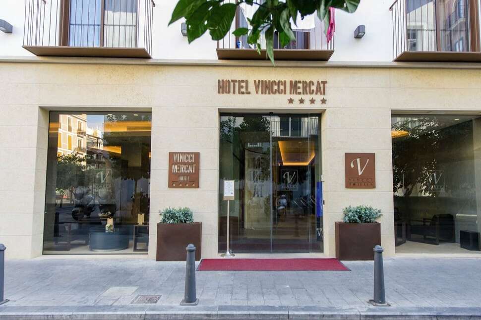 Ein Foto von der Außenansicht des Vincci Mercat