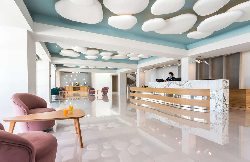 Een foto van het interieur van Blue Lagoon Ocean