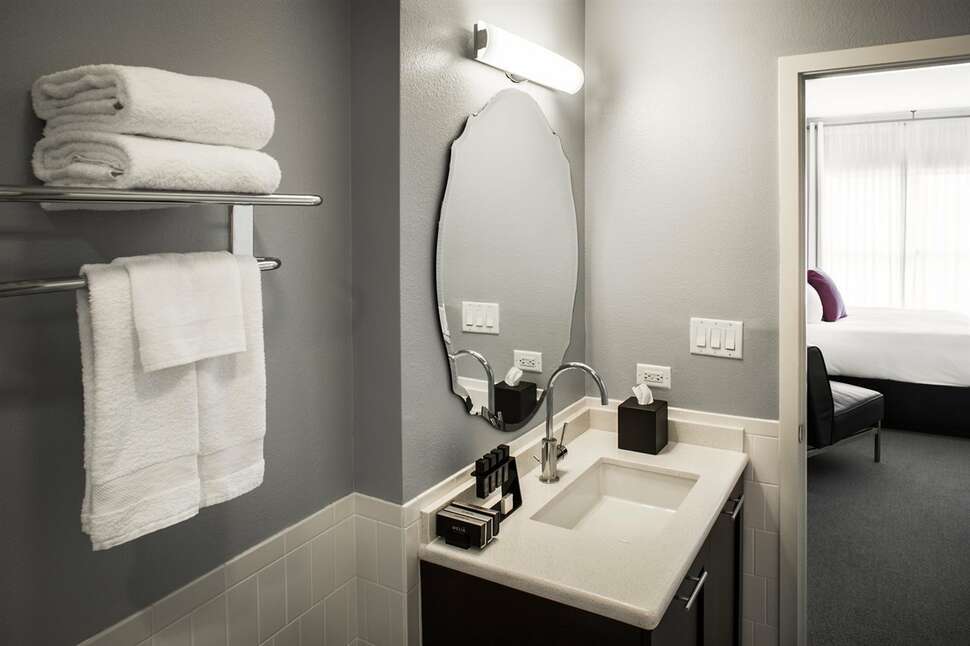 Ein Foto Melia Orlando Suite Hotel at Celebration