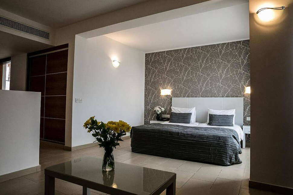 Een foto van Theo Sunset Bay Hotel