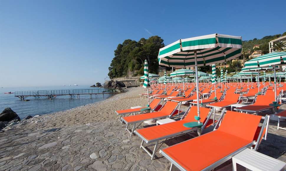 Een foto van het strand bij Best Western Hotel Regina Elena
