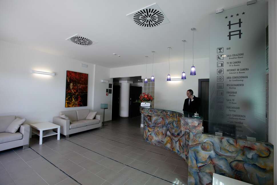 Een foto van het interieur van Hotel Artis Roma