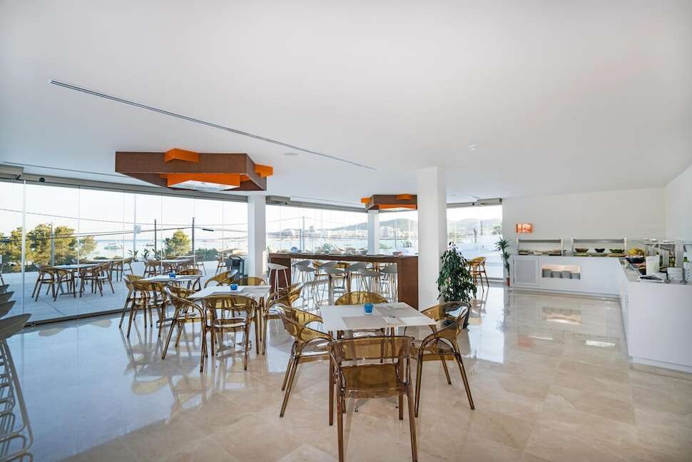 Een foto van THB Naeco Ibiza