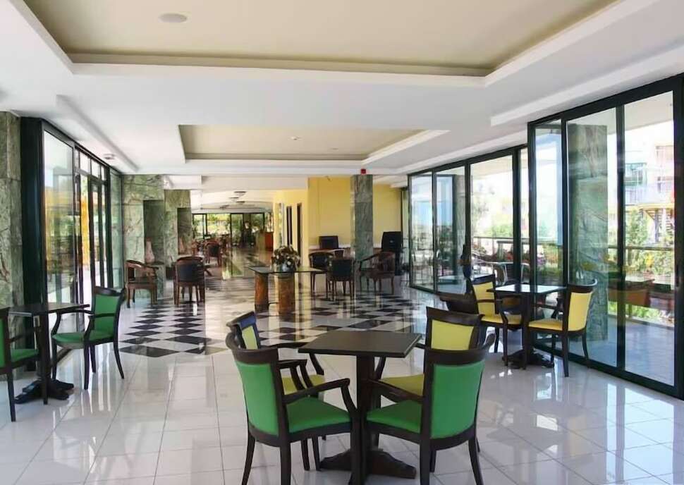Een foto van Eri Beach & Village Hotel