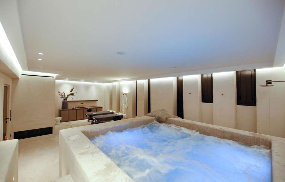 Een foto van de faciliteiten bij Aeonic Suites & Spa