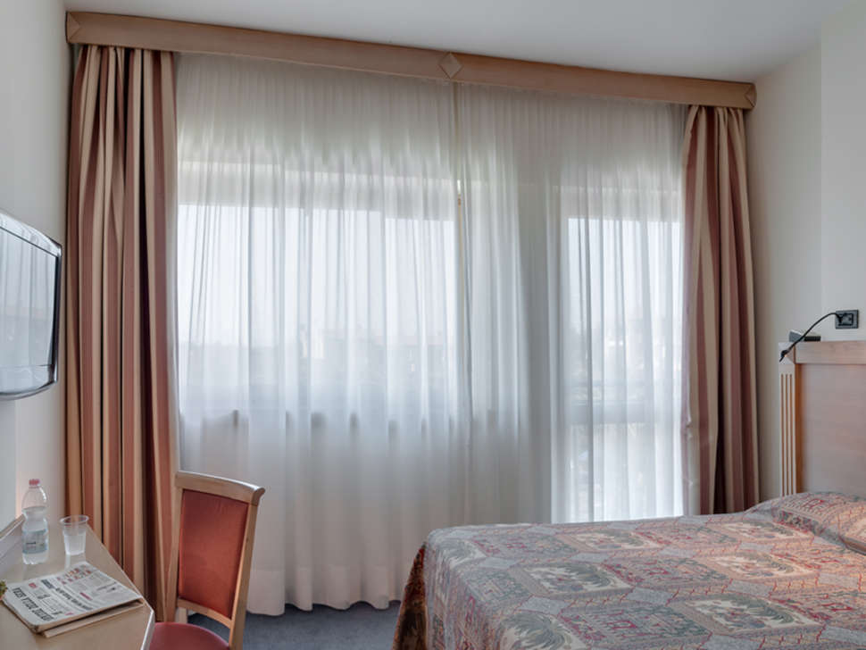 Ein Foto Grand Hotel Continental Tirrenia