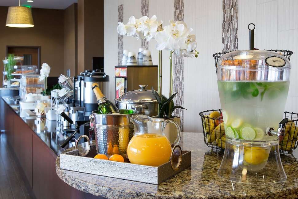 Ein Foto Ramada Plaza by Wyndham Orlando Resort & Suites Intl Drive