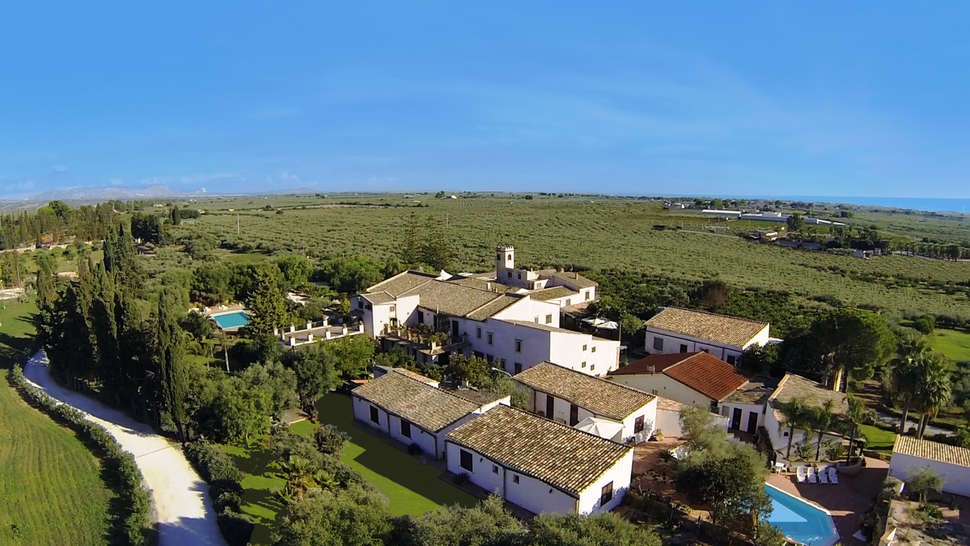 Een foto van de buitenkant van Agriturismo Case di Latomie