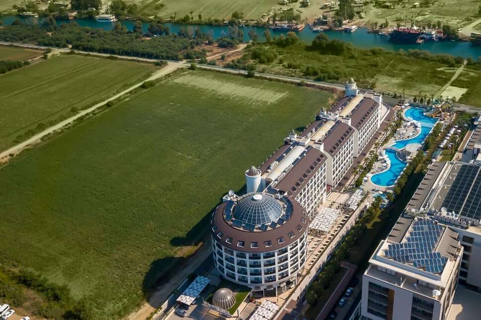 Een foto van de buitenkant van Port River Hotel & Spa