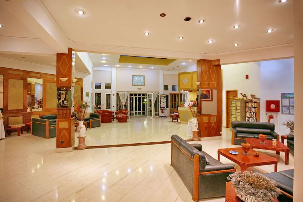 Een foto van het interieur van Hotel Aegeon