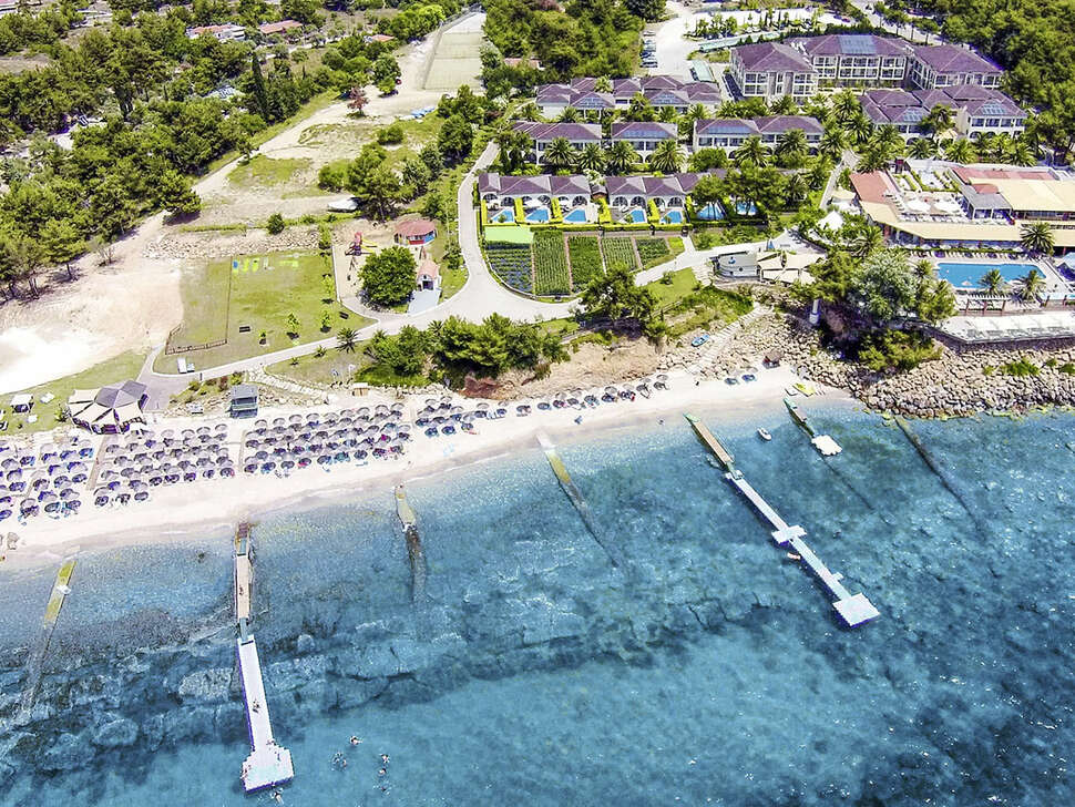 Een foto van de buitenkant van Alexandra Beach Thassos Spa Resort