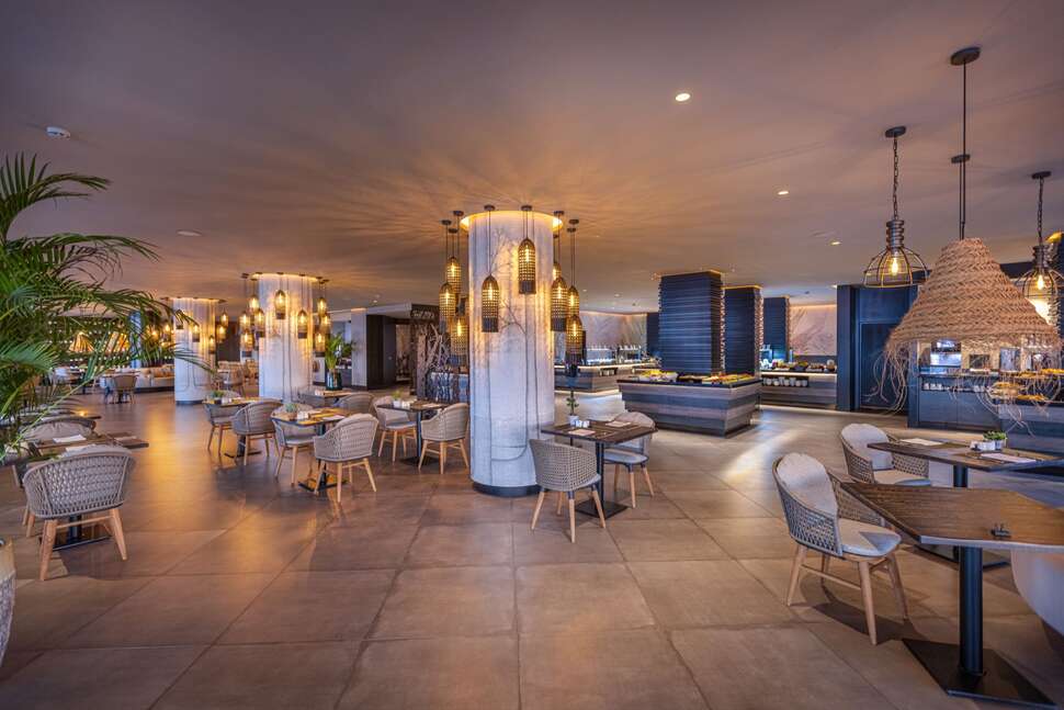 Een foto van de faciliteiten bij Faro Lopesan Collection Hotel