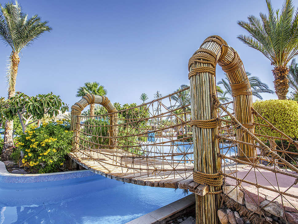 Een foto van het zwembad bij Pickalbatros Golf Beach Resort