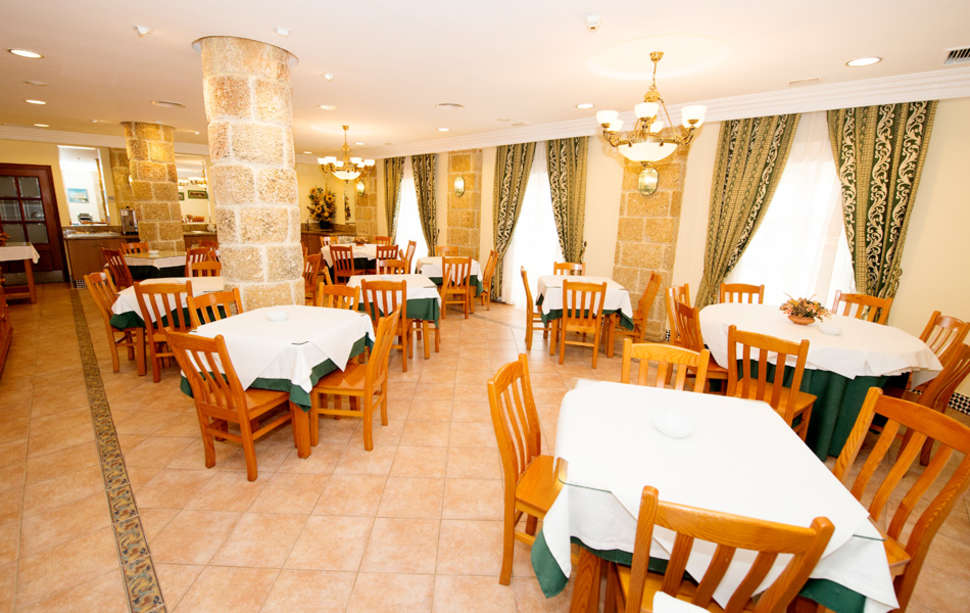 Ein Foto Diufain Hotel