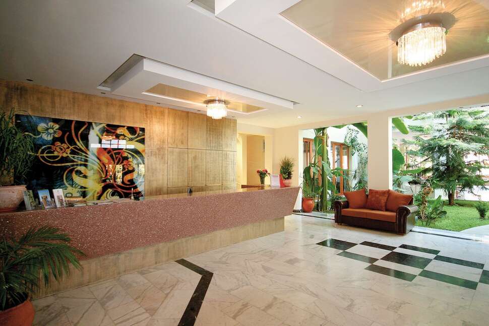 Een foto van het interieur van Alma Beach Hotel & Appartementen