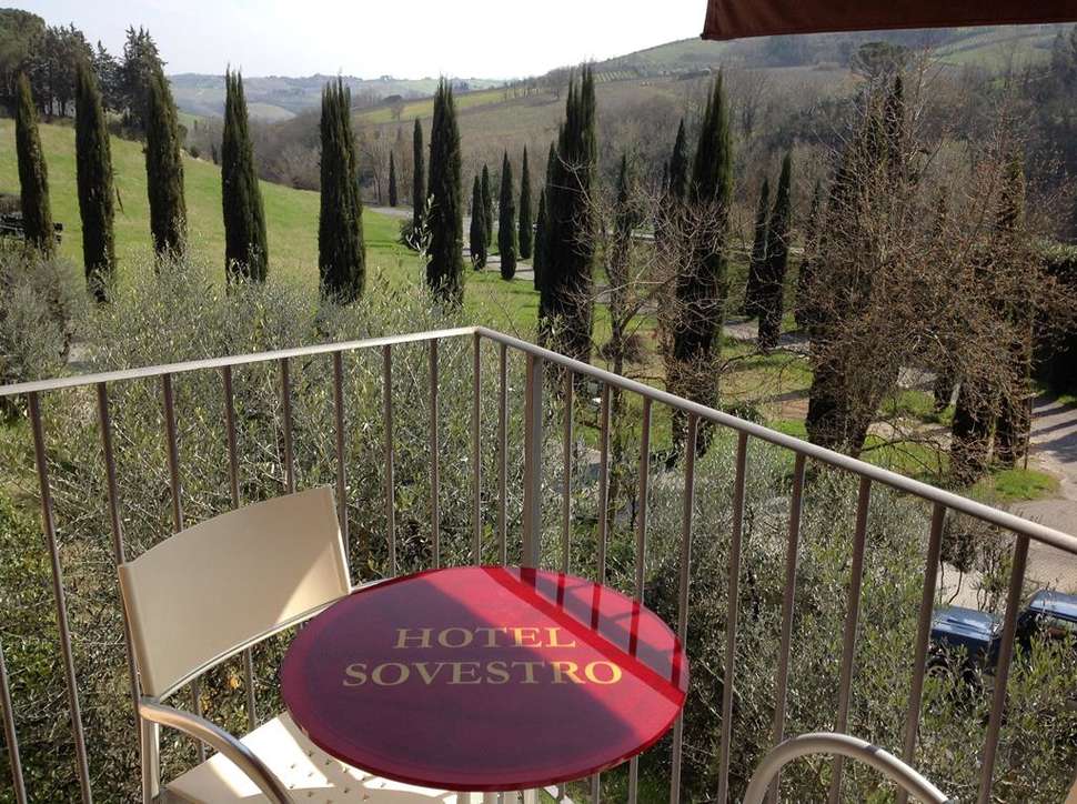 Ein Foto Hotel Sovestro