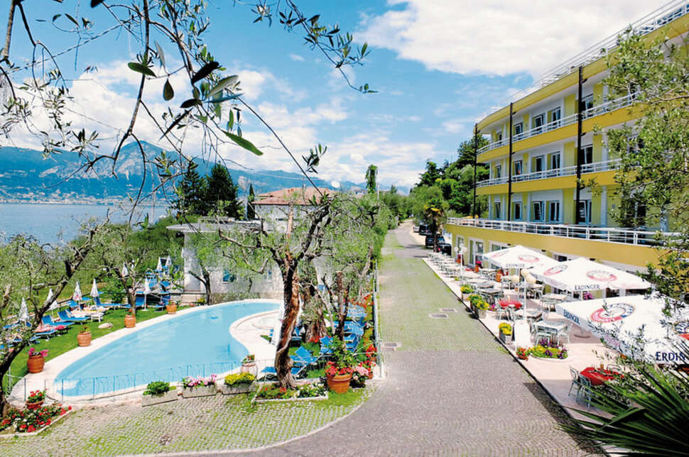 Een foto van het zwembad bij Hotel Internazionale