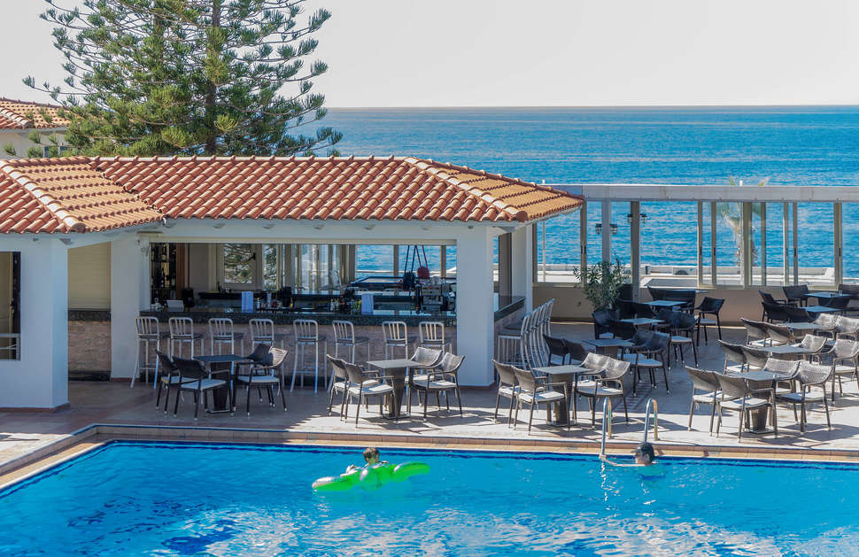 Ein Foto vom Pool im Castello Village Resort