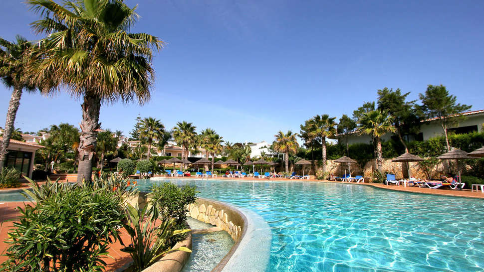 Ein Foto vom Pool im Clube Porto Mos