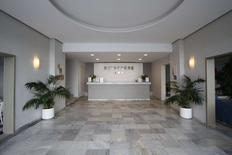 Een foto van het interieur van Mitsis Belvedere
