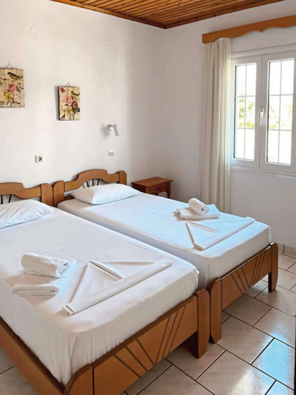 Ein Foto Leonidas Apartments