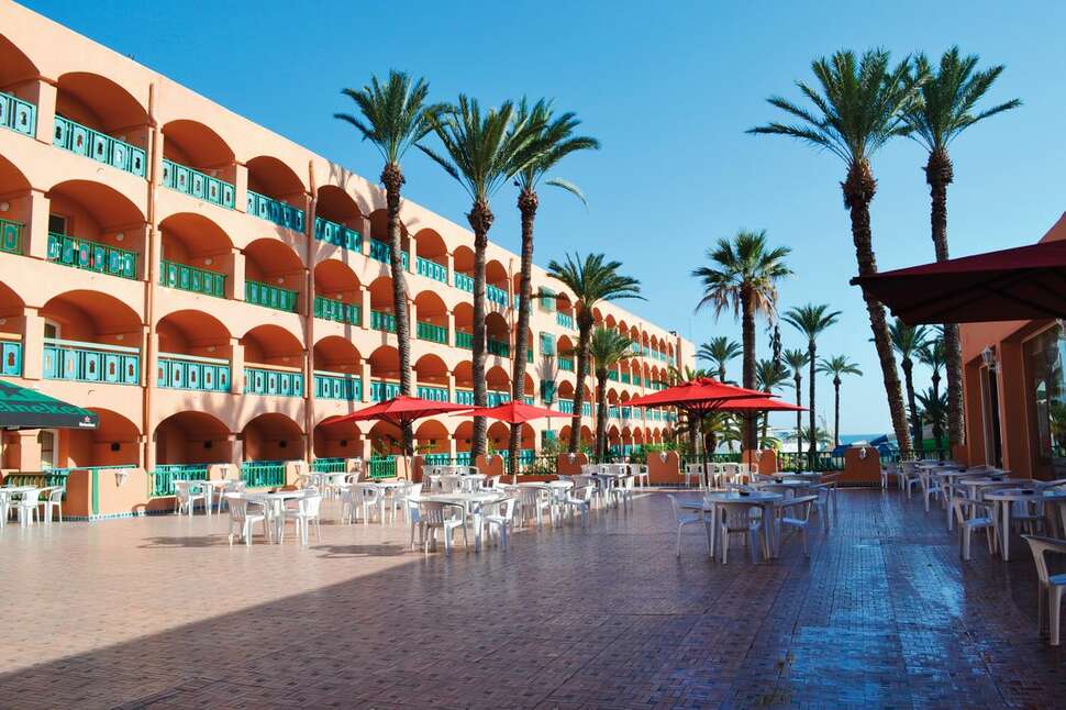 Een foto van de buitenkant van Hotel Marabout