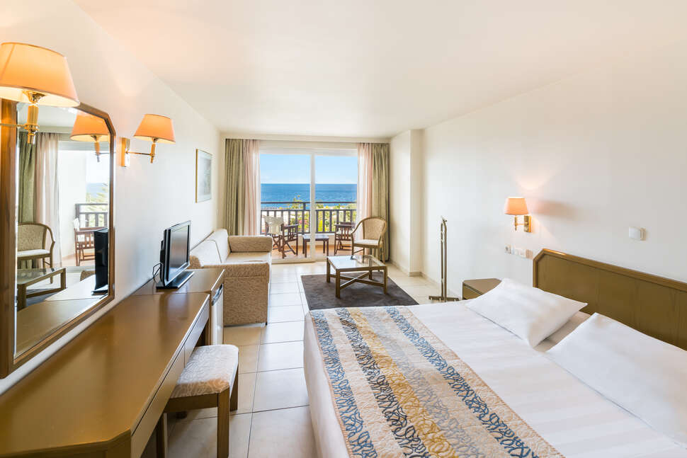 Een foto van Iberostar Waves Creta Panorama & Mare