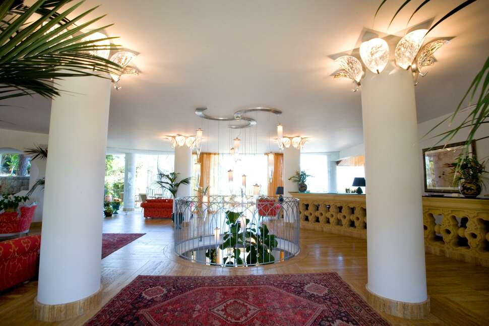 Een foto van het interieur van Hotel Alberi del Paradiso