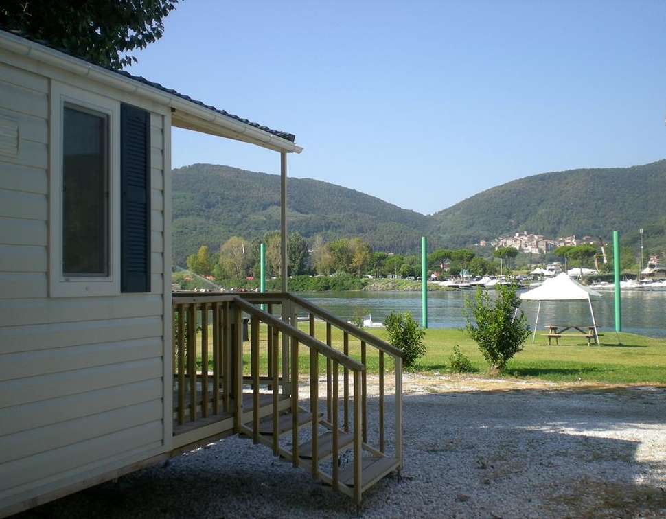 Een foto van Iron Gate Marina 3B