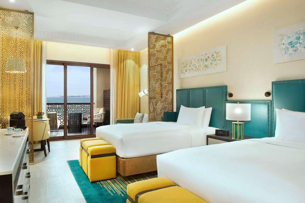 Ein Foto DoubleTree by Hilton Resort & Spa Marjan Island