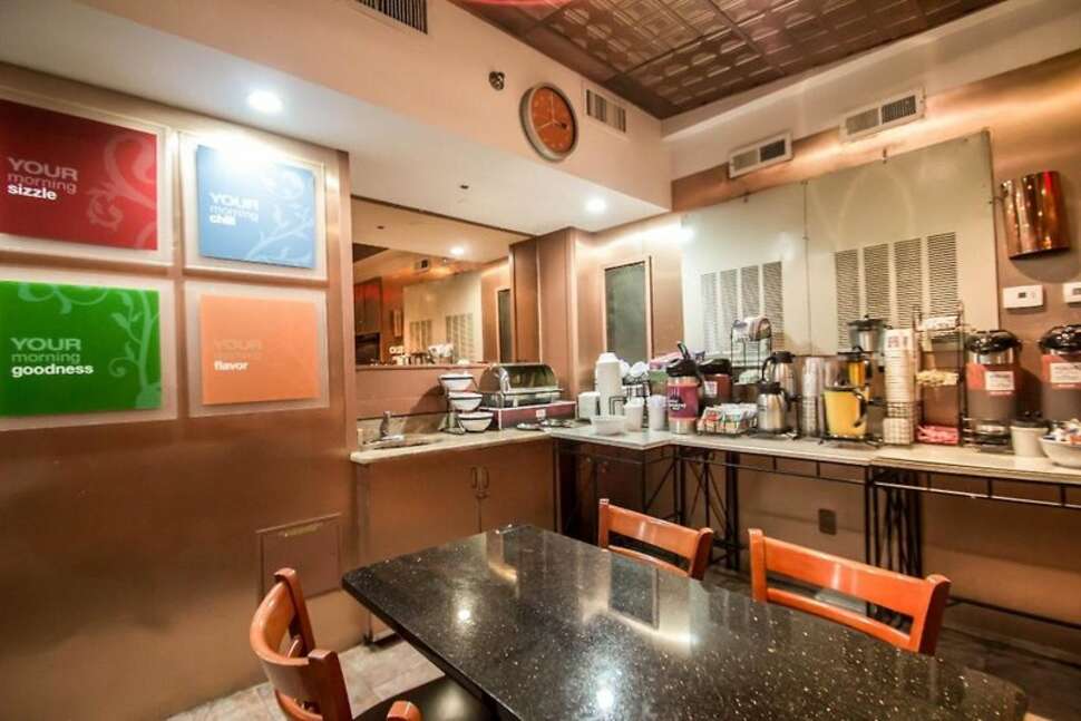 Een foto van La Quinta Inn & Suites by Wyndham New York City Central Park