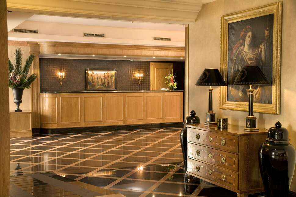 Ein Foto vom Innenbereich im Real Palacio Hotel