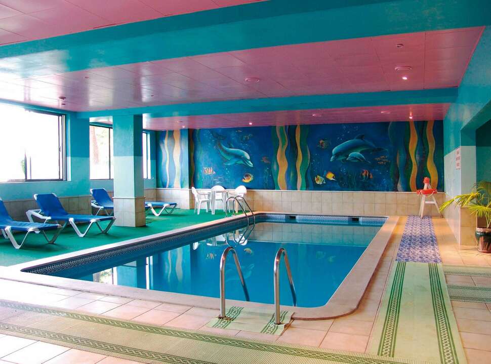 Een foto van het zwembad bij Monica Isabel Beach Club