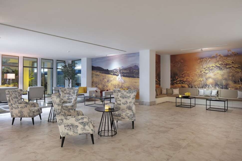 Een foto van het interieur van Nirvana Cosmopolitan