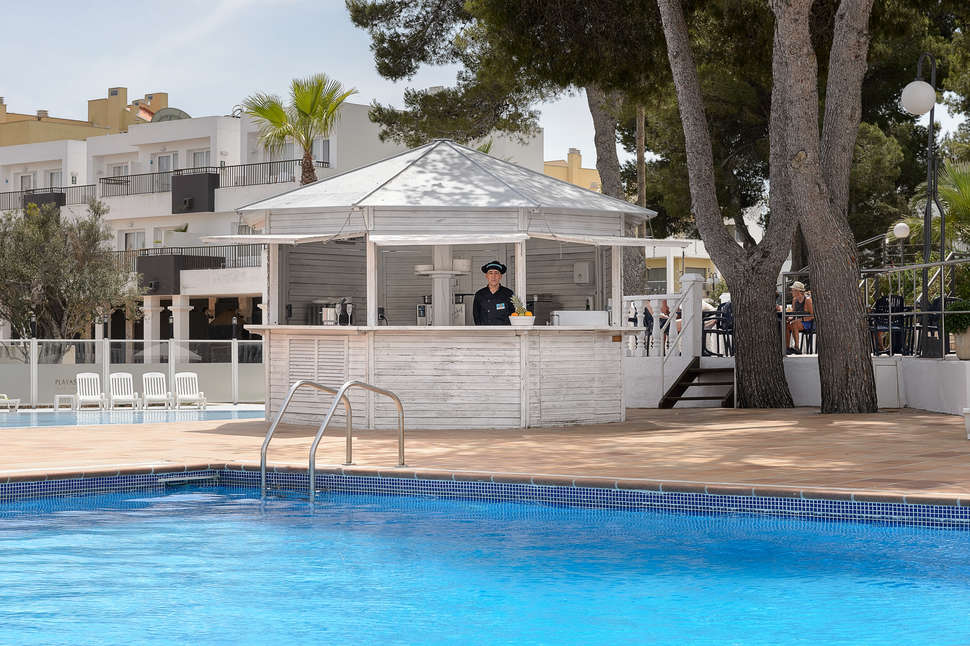 Een foto van het zwembad bij Appartementen Vibra Riviera