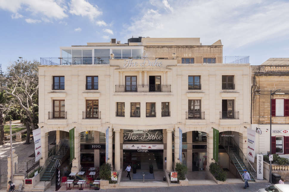 Een foto van de buitenkant van The Duke Boutique Hotel