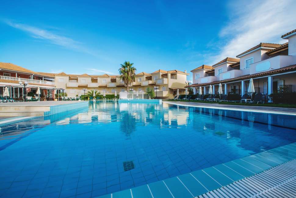 Een foto van het zwembad bij Eco Resort Zefyros