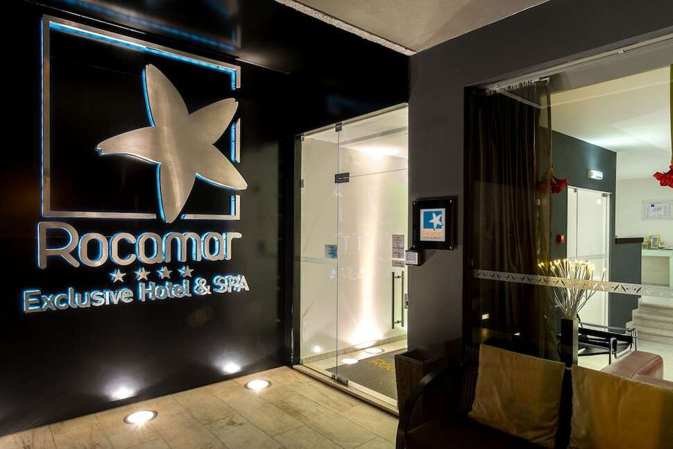 Een foto van de buitenkant van Rocamar Exclusive Hotel & Spa
