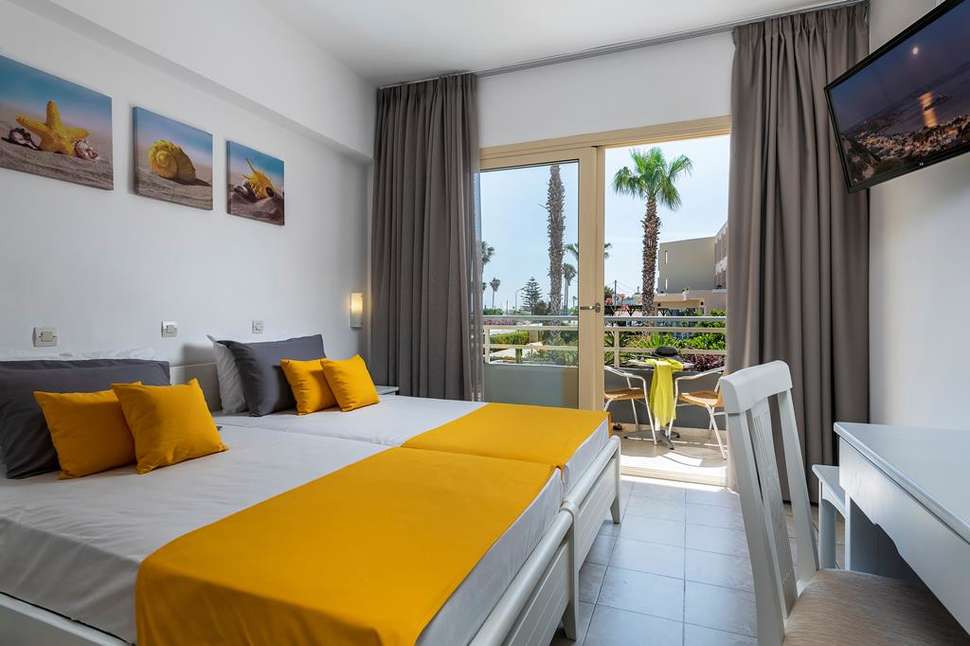 Een foto van Niriides Beach Hotel